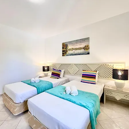 Balaia Golf Vilage 7 With Pool By Homing Daire